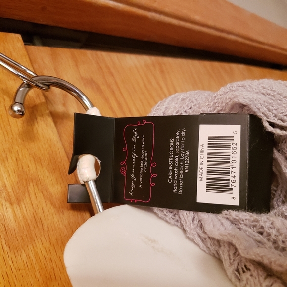 Scarf - Picture 2 of 2